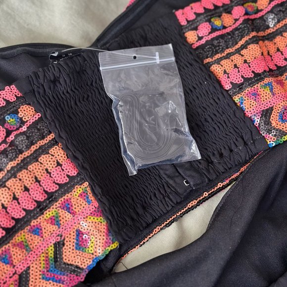 Forever 21 Black and Pink Patterned Sequin Cut-Out Mini Dress - Picture 3 of 6